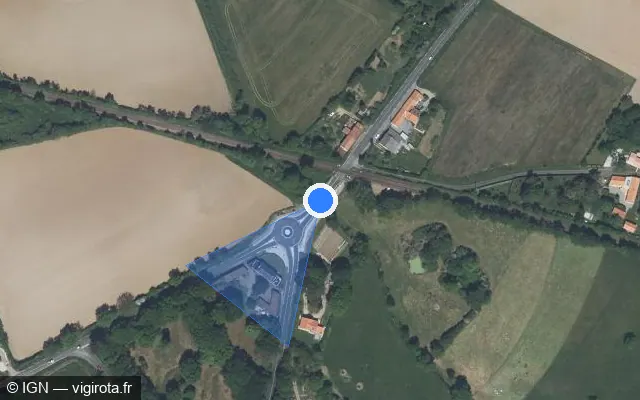 Vue satellite de l'emplacement du radar de passage à niveau à Sainte-Pazanne sur D 758