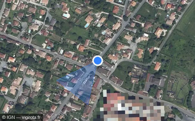 Vue satellite de l'emplacement du radar de feu rouge à Villeneuve-sur-Lot sur Avenue du Général de Gaulle / D 676