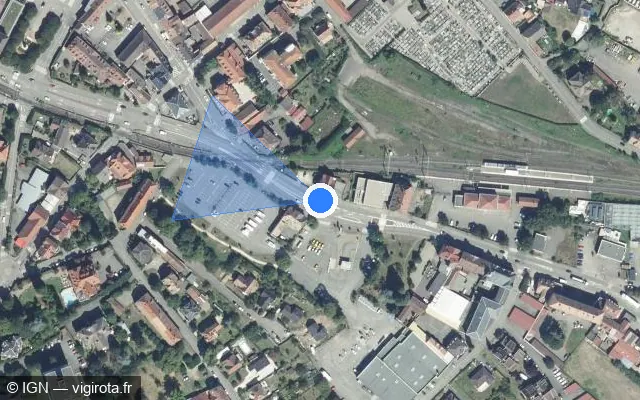 Vue satellite de l'emplacement du radar de passage à niveau à Thann sur Rue du Général de Gaulle / D 1066 / E 512