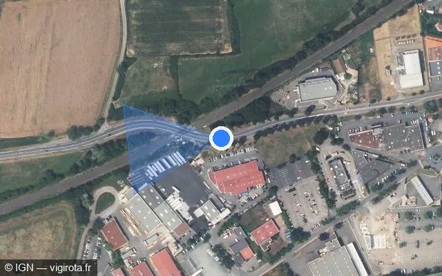 Vue satellite de l'emplacement du radar de passage à niveau à Civrieux-d'Azergues sur D 385