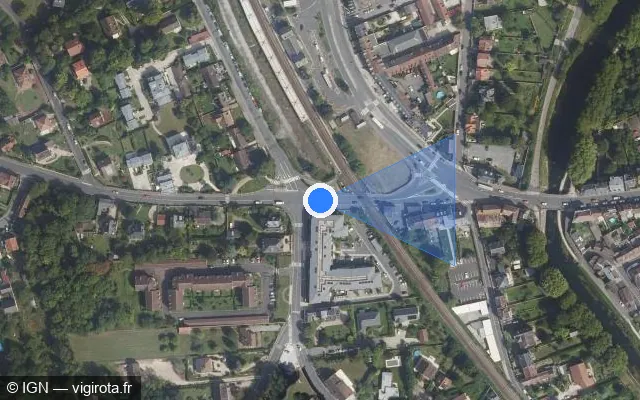 Vue satellite de l'emplacement du radar de passage à niveau à Saint-Pierre-lès-Nemours sur Place de la Gare / D 16