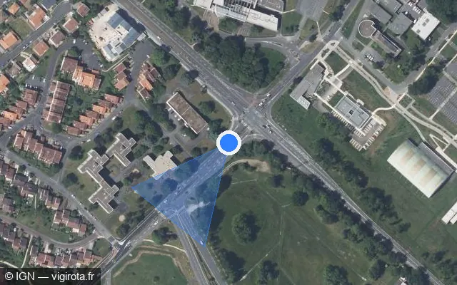 Vue satellite de l'emplacement du radar de feu rouge à Poitiers sur Rue de la Milétrie