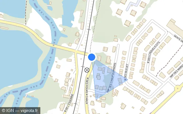 Vue plan de l'emplacement du radar de passage à niveau à Vert-le-Petit sur Rue des Fours à Chaux / D 17