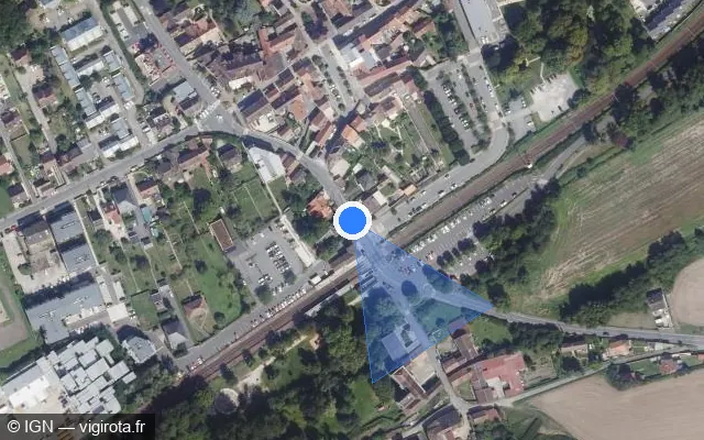 Vue satellite de l'emplacement du radar de passage à niveau à Breuillet sur Rue de la Gare / D 19